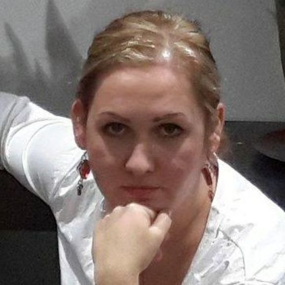 Meet your Posher, Valentina - Picture 1 of 1